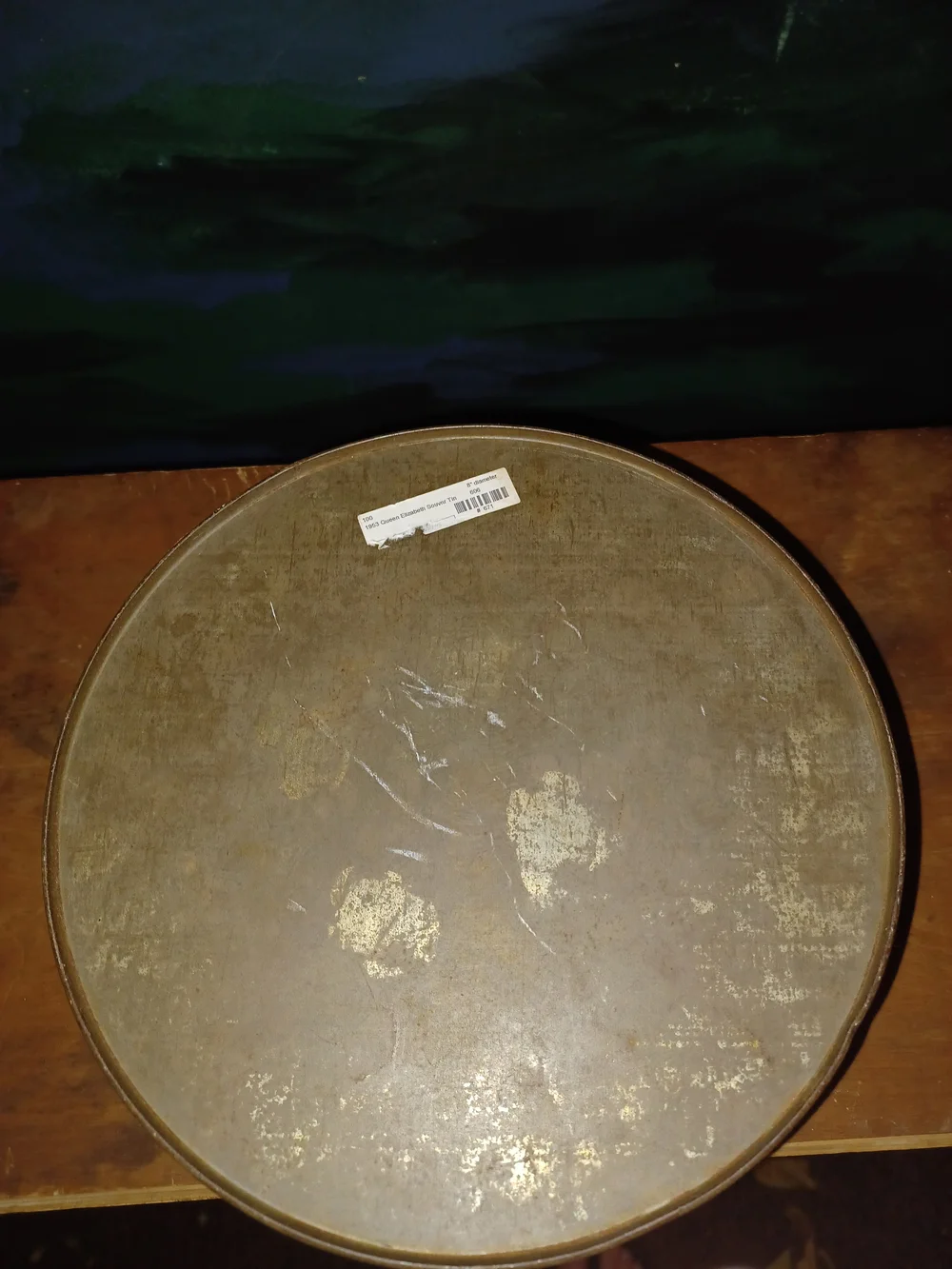 Source Unknown decorative round